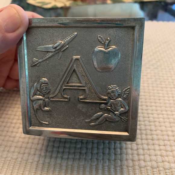 Vintage Leonard silver plated baby blocks coin bank - Picture 3 of 9